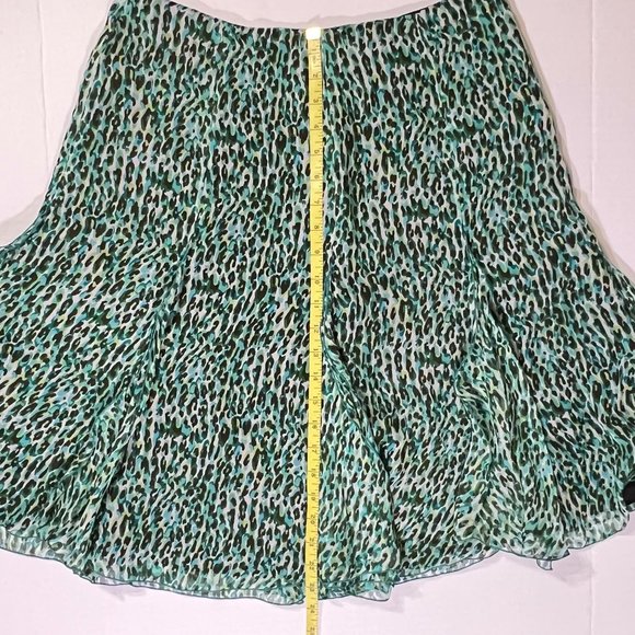 Dana Buchman - Women's Size 8 - Skirt w/Black & Blue Animal Print - 100% Silk - Picture 8 of 8